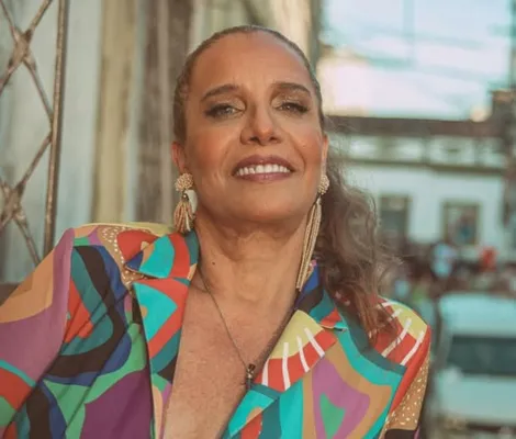 Imagem ilustrativa da imagem Confusão no Axé Music: Sarajane comenta briga de Daniela Mercury