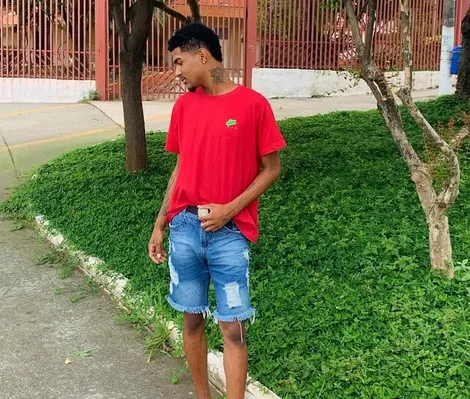 Imagem ilustrativa da imagem Douglas, o “Bambety do Close”: quem era o blogueiro morto na Bahia