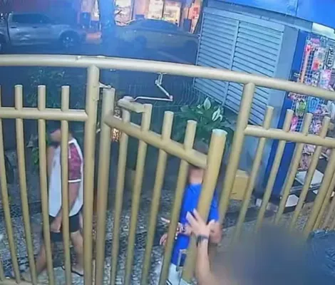 Imagem ilustrativa da imagem Homem é ameaçado após ser confudido com suspeito de estupro coletivo