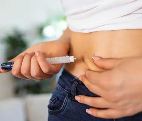 Imagem ilustrativa da imagem Homem é preso por vender emagrecedores ilegais em Feira de Santana