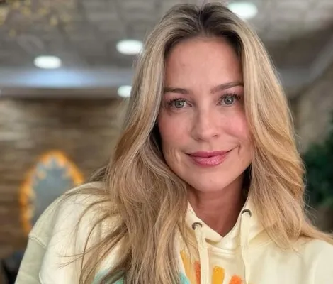 Imagem ilustrativa da imagem Luana Piovani diz que fuma maconha na frente dos filhos