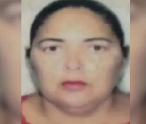 Imagem ilustrativa da imagem Mulher morre atropelada por caminhão dirigido pelo próprio companheiro
