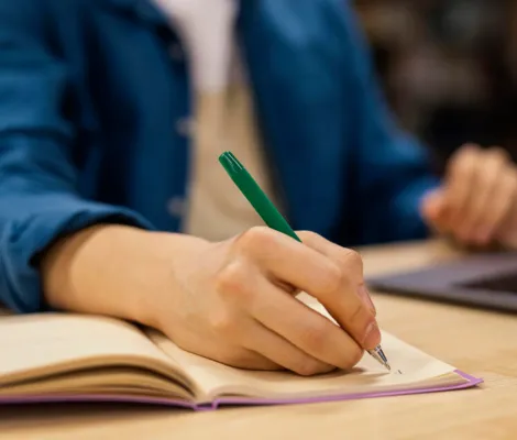 Imagem ilustrativa da imagem Prouni divulga segunda chamada; confira prazos e como garantir a vaga