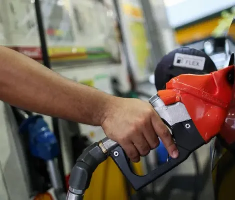 Imagem ilustrativa da imagem Quase R$ 8: gasolina dispara em Salvador; veja valores