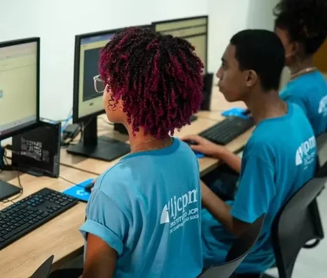 Imagem ilustrativa da imagem Quer se qualificar? Cursinho abre 800 vagas gratuitas em Salvador