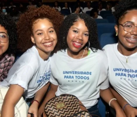 Imagem ilustrativa da imagem Universidade para Todos abre mais de 20 mil vagas na Bahia; confira