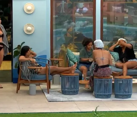Imagem ilustrativa da imagem Vídeo: Ana Paula e Milena protagonizam discussão no BBB 26