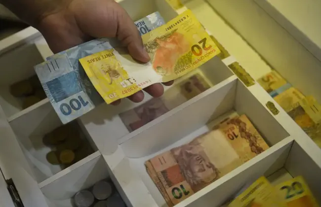 Imagem ilustrativa da imagem Bolsa Família sobe para R$ 691 em outubro; veja calendário