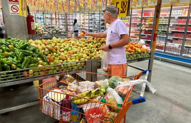 Imagem ilustrativa da imagem Cesta básica passa dos R$ 600 em Salvador; veja os produtos afetados