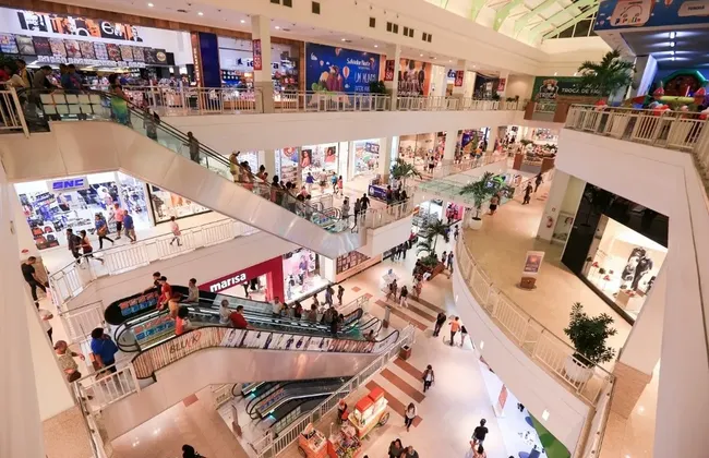 Imagem ilustrativa da imagem Comércio de Salvador tem autorização para abrir neste domingo