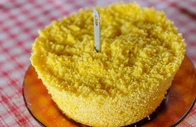 Imagem ilustrativa da imagem Cuscuz com morango cravejado? Nova receita gera críticas na web