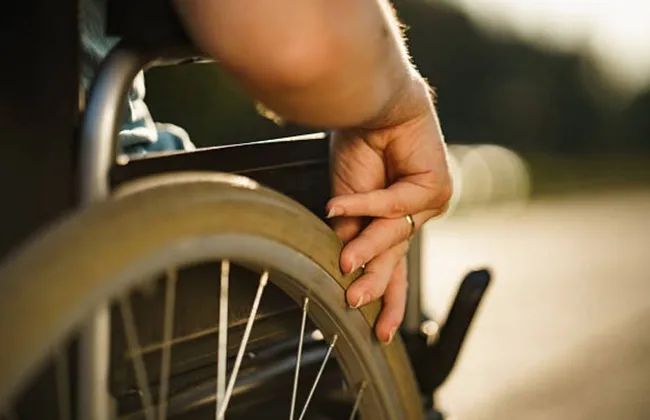 Imagem ilustrativa da imagem Justiça obriga preso sem pernas a usar tornozeleira eletrônica