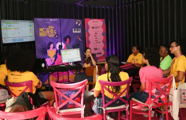 Imagem ilustrativa da imagem Mulheres negras recebem formação em Empreendedorismo Cultural
