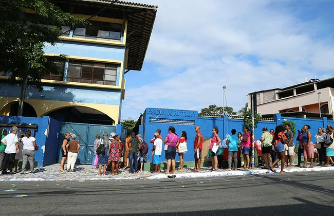 Imagem ilustrativa da imagem Vá votar cedo!Veja os locais em Salvador com maior número de eleitores