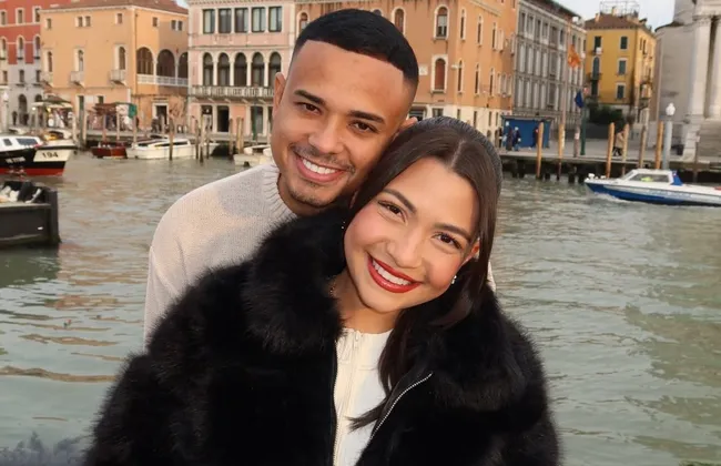 Imagem ilustrativa da imagem Vídeo: influenciadora de Salvador, Beqinha é pedida casamento