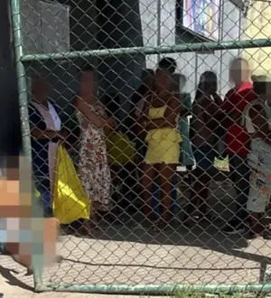 Imagem ilustrativa da imagem Suposto detento é baleado após deixar presídio em Feira de Santana