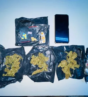Imagem ilustrativa da imagem Suspeito é preso com maconha em bairro nobre de Salvador