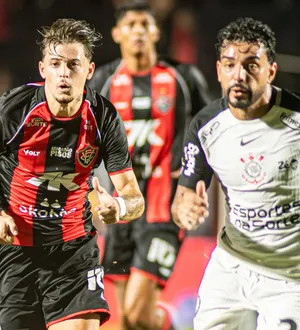 Imagem ilustrativa da imagem Vitória empata com Corinthians e segue sem vencer fora; veja gols