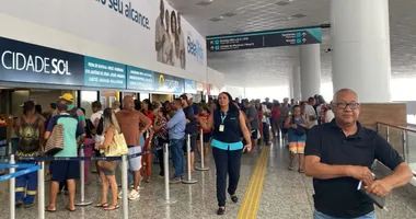 Imagem ilustrativa da imagem Baianos chegam cedo à Rodoviária de olho nas passagens gratuitas