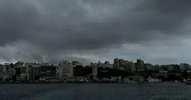 Imagem ilustrativa da imagem Ciclone alcança a Bahia no fim de semana; entenda