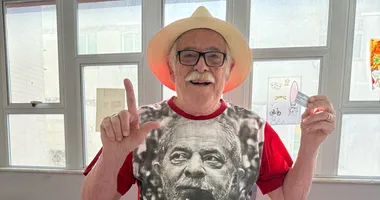 Imagem ilustrativa da imagem “Fico indignado”: José de Abreu cobra famosos por posição política