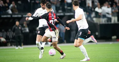 Imagem ilustrativa da imagem Vitória pode terminar Brasileirão pior que lanterna de 2025; entenda