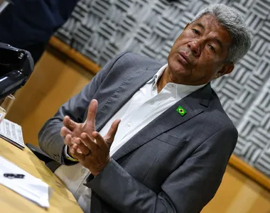 Governador concedeu entrevista na A TARDE FM nesta quinta-feira (22)