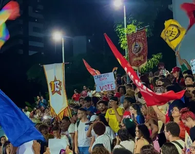 Manifestações começaram com tudo em Salvador