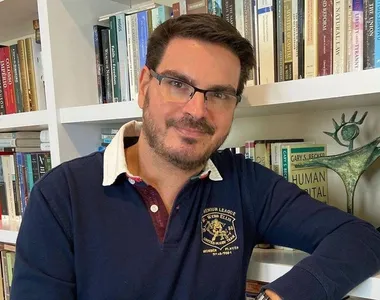 Constantino ainda terá que cumprir multa de R$100 mil