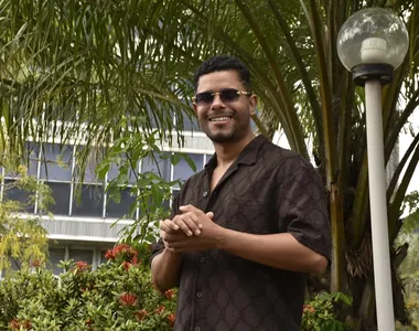 Kelvin Carvalho, de 28 anos, é cantor de arrocha baiano