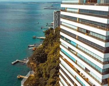 Mansão Wildberger, edifício residencial de luxo onde moram o cantor Bell Marques e o jogador do Bahia, Everton Ribeiro.