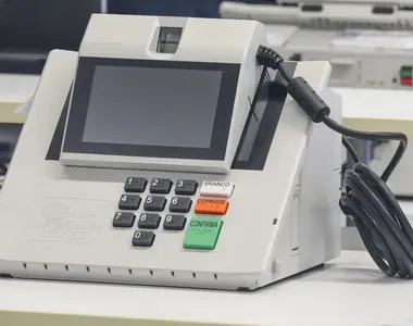 Eleitores devem seguir passo a passo para comunicar erro
