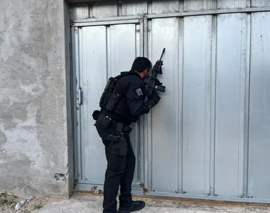 Polícia localizou grande quantidade de drogas em galpão na RMS