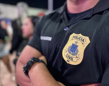 Policial Civil entregou a própria arma para a Perícia