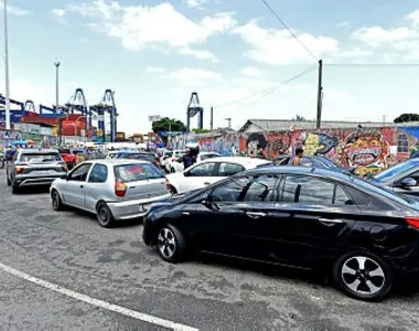 No início da tarde desta sexta-feira (9), já é possível ver o movimento de quem vai sair da cidade