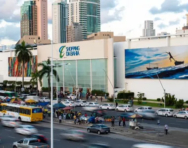 Shoppings da cidade funcionarão em horários específicos