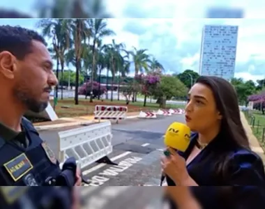 Jornalista bateu boca com policial durante transmissão ao vivo