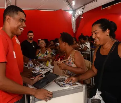 Imagem ilustrativa da imagem Ambulantes têm até hoje para se cadastrar em festas de Salvador
