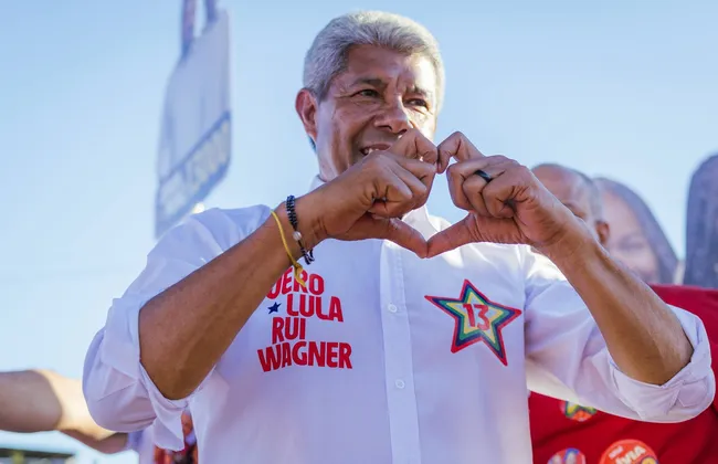 Imagem ilustrativa da imagem Jerônimo anuncia feriadão para o dia do Servidor Público