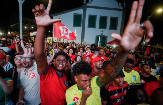 Imagem ilustrativa da imagem Kannário e Daniela: veja como foi festa após eleição em Salvador