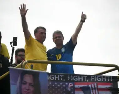 Bolsonaro e Tarcísio de Freitas