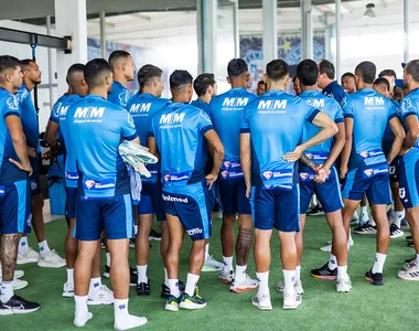 Jogadores do Bahia durante dia de trabalho no CT Evaristo de Macedo