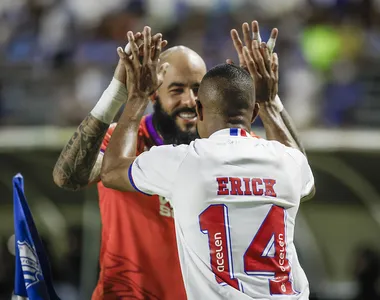 Bahia vence o CSA no estádio Rei Pelé