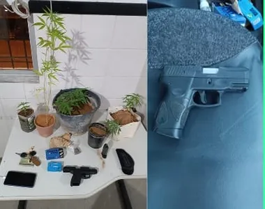 Foram encontradas com a dupla uma pistola, sete pés de maconha, cocaína e 103 munições de diversos calibres