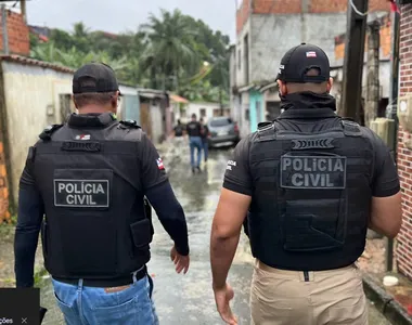 Homem foi levado para a 12ª Delegacia Territorial (DT/Itapuã)