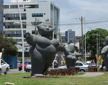 Monumento Meninas do Brasil, conhecido popularmente como 'Gordinhas de Ondina'