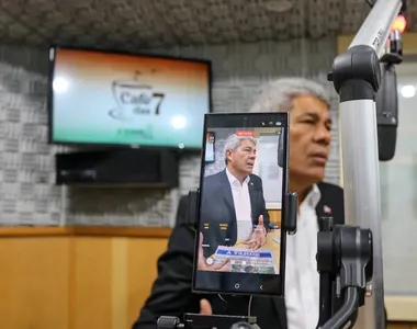 Governador foi entrevistado no programa Café das 7, da Rádio A TARDE FM