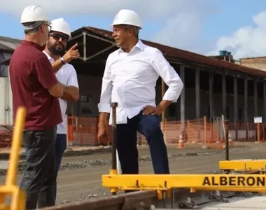 Governador visitou às obras na manhã deste domingo (23)