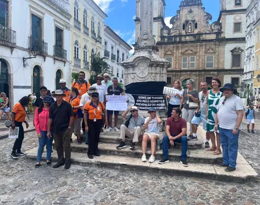 Grupo cobra respostas após tragédia em igreja