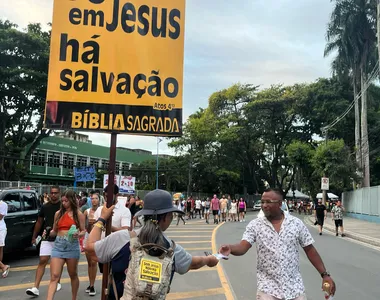 No fim do circuito Dodô a palavra de Deus é espalhada pelos fiés